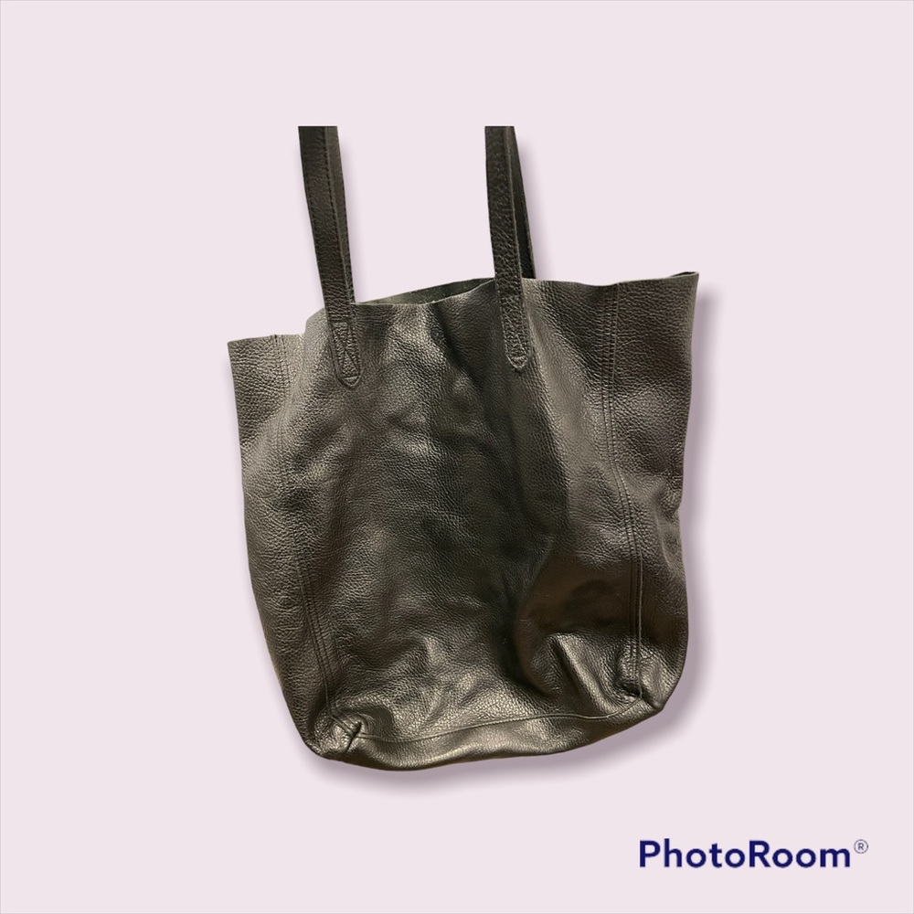 Cuyana Tall Leather Tote